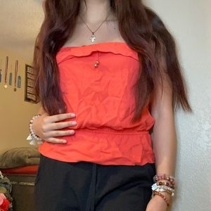 Strapless scrunch up y2k red/orange top!